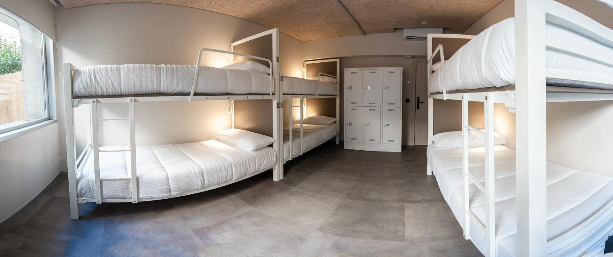 Lamia Bbk Women Hostel-Solo Mujeres Билбао Екстериор снимка