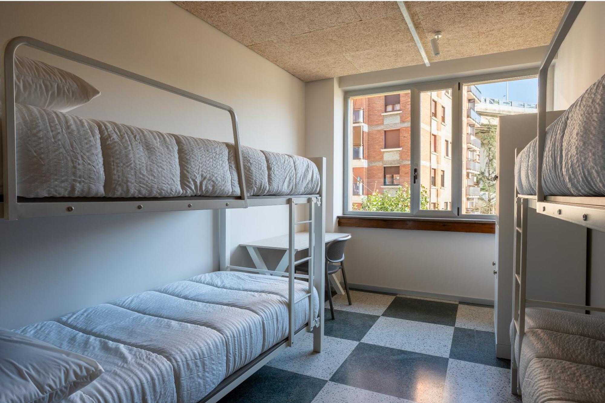 Lamia Bbk Women Hostel-Solo Mujeres Билбао Екстериор снимка