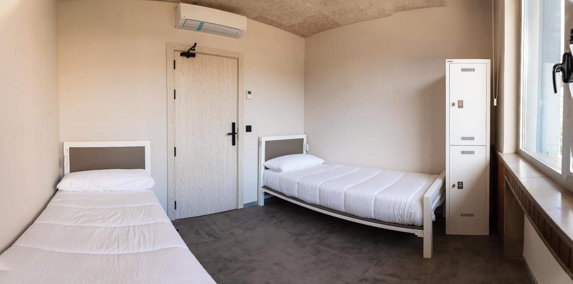Lamia Bbk Women Hostel-Solo Mujeres Билбао Екстериор снимка